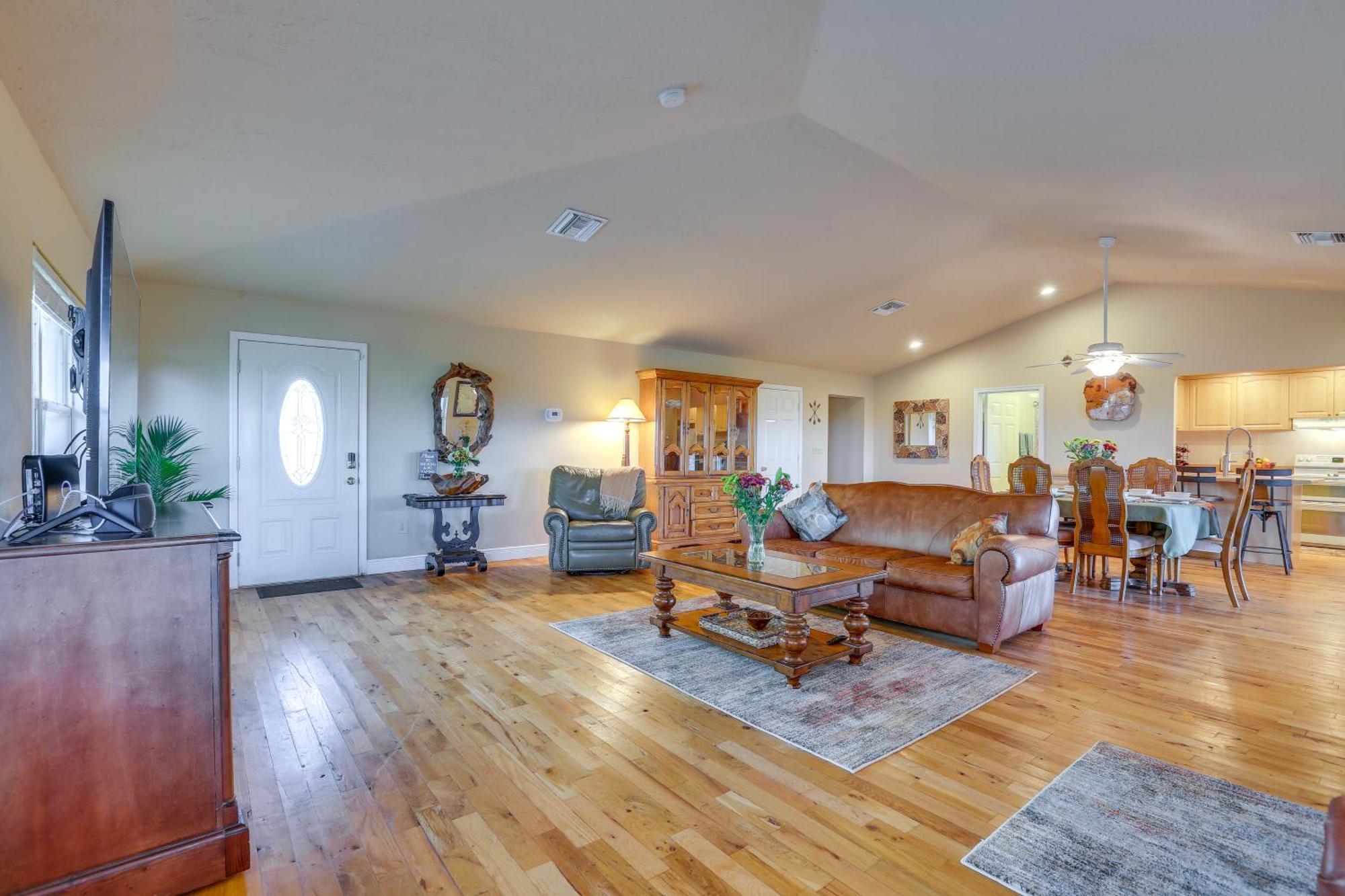 Lush Lorida Home On Lake Istokpoga 赛百灵 外观 照片